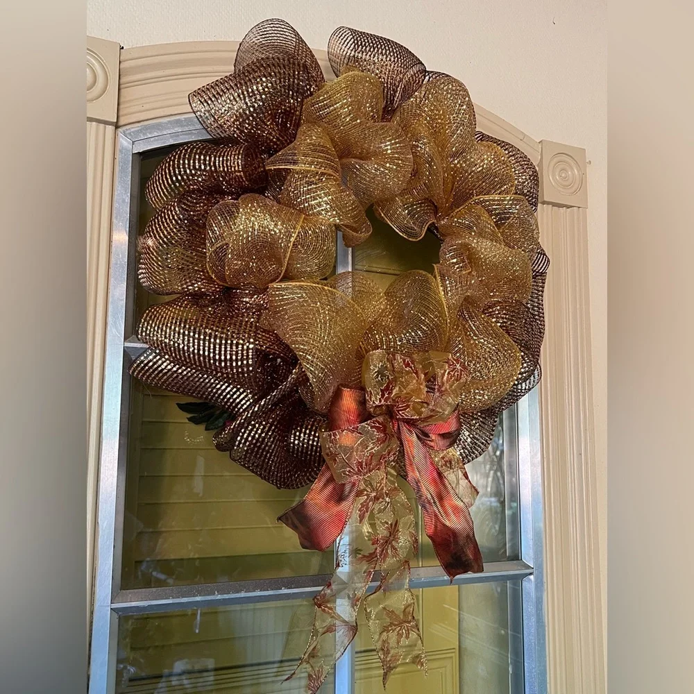 NWOT HANDMADE FALL DECO MESH WREATH.